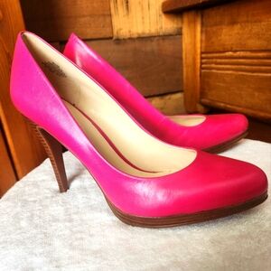 Nine West Gorgeous Hot Pink Heels- Size 8.5